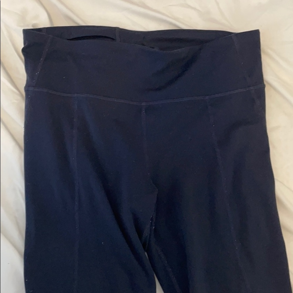 navy gap fit leggings